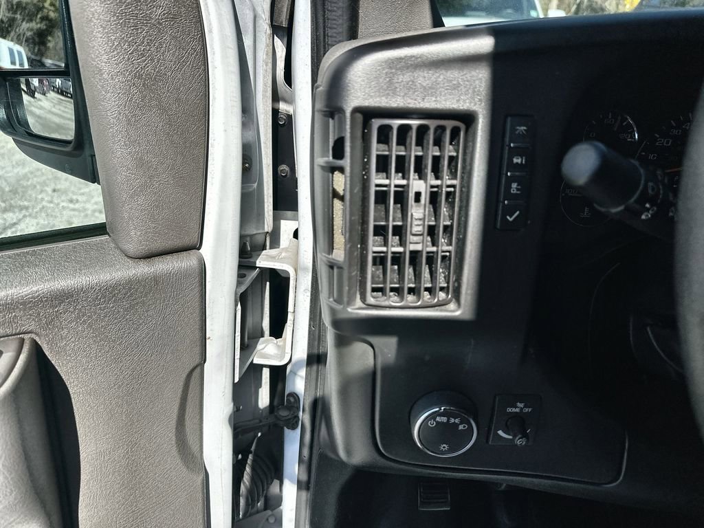 Certified 2023 GMC Savana 2500 w/ Driver Convenience Package image 17