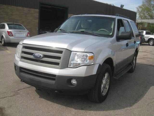Used 2012 Ford Expedition XL w/ HD Trailer Tow Pkg