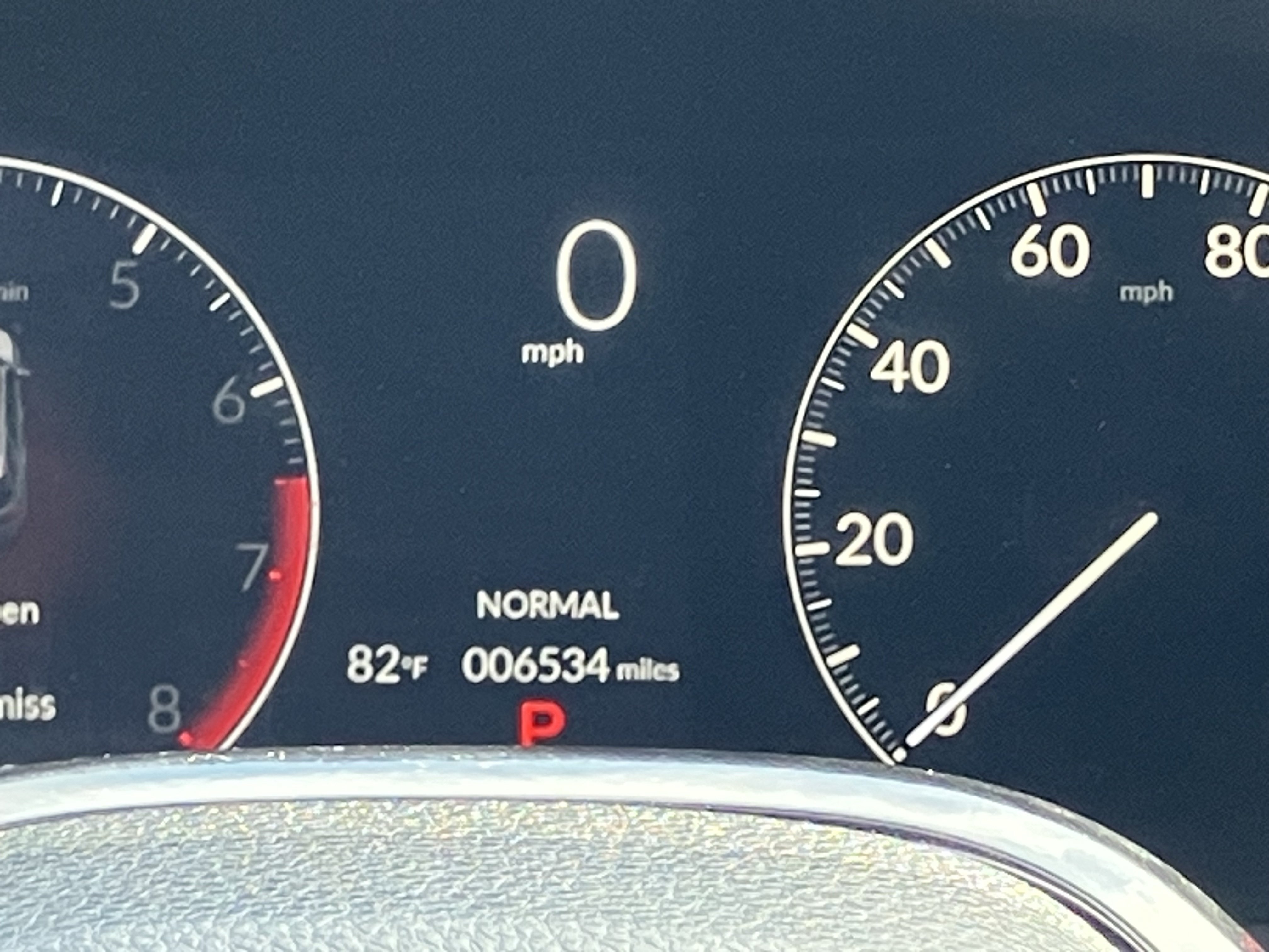 Used 2025 Honda Pilot Sport image 24