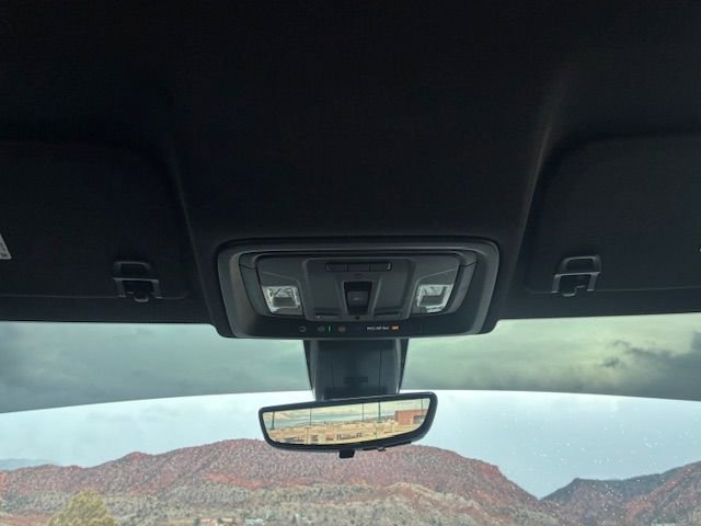 Used 2023 Chevrolet Silverado 2500 High Country w/ Z71 Off-Road Package image 16