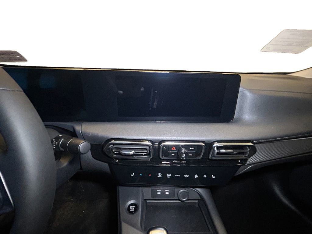 New 2026 Nissan Sentra SV w/ SV Convenience Package FWD image 10