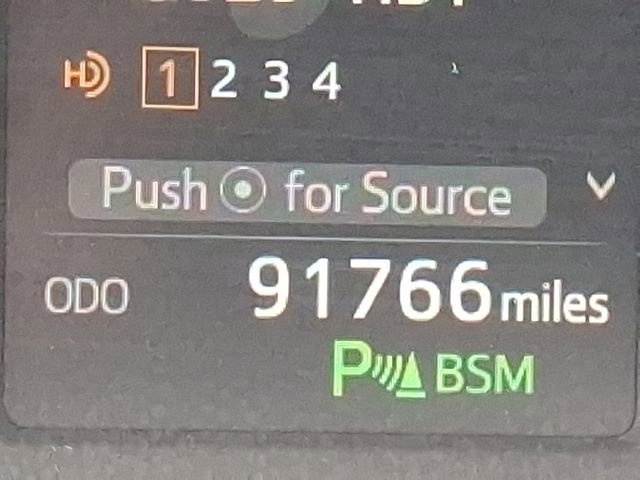 Used 2017 Toyota RAV4 XLE AWD/4WD image 21