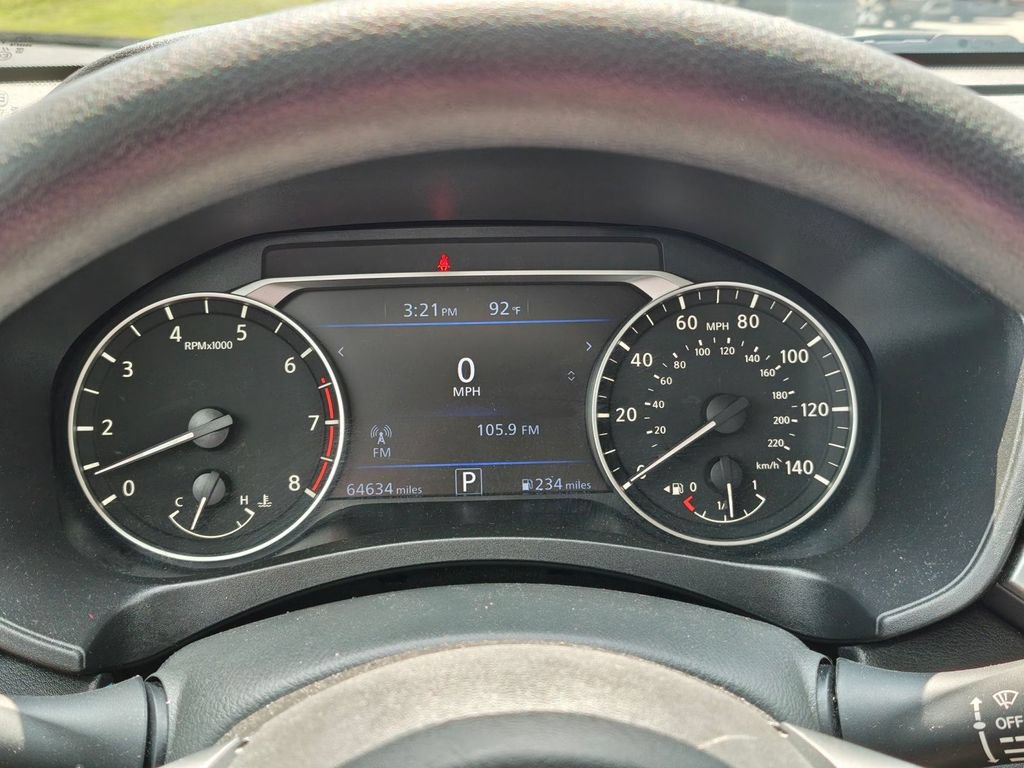 Used 2024 Nissan Altima 2.5 SV FWD image 19