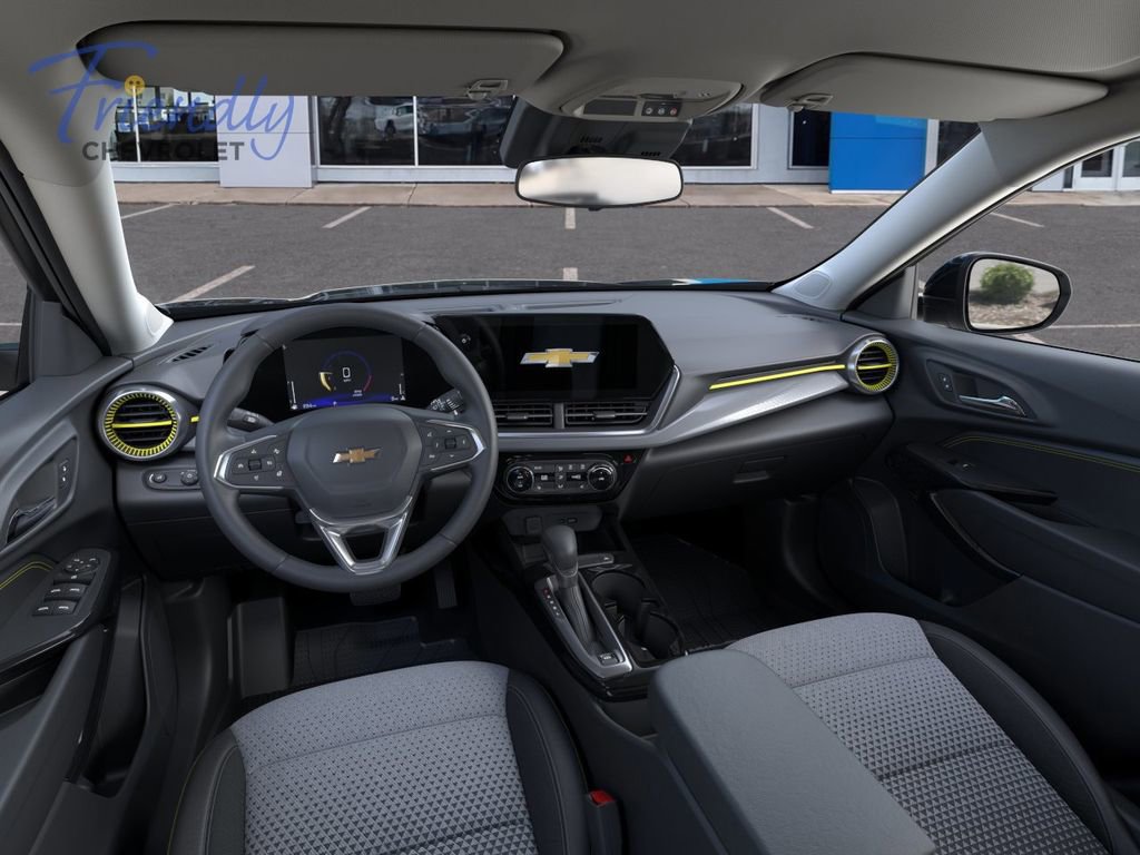 New 2026 Chevrolet Trax LT w/ LT Convenience Package FWD image 16