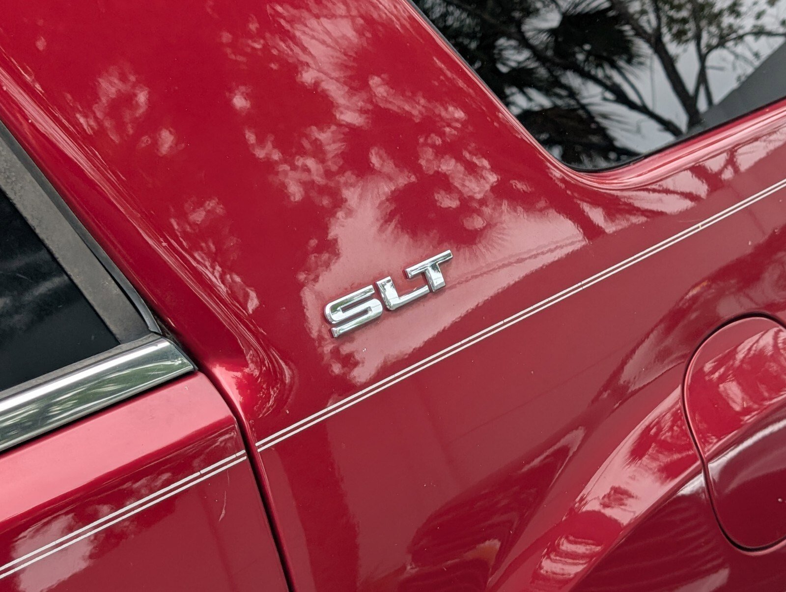 Used 2011 GMC Acadia SLT image 9