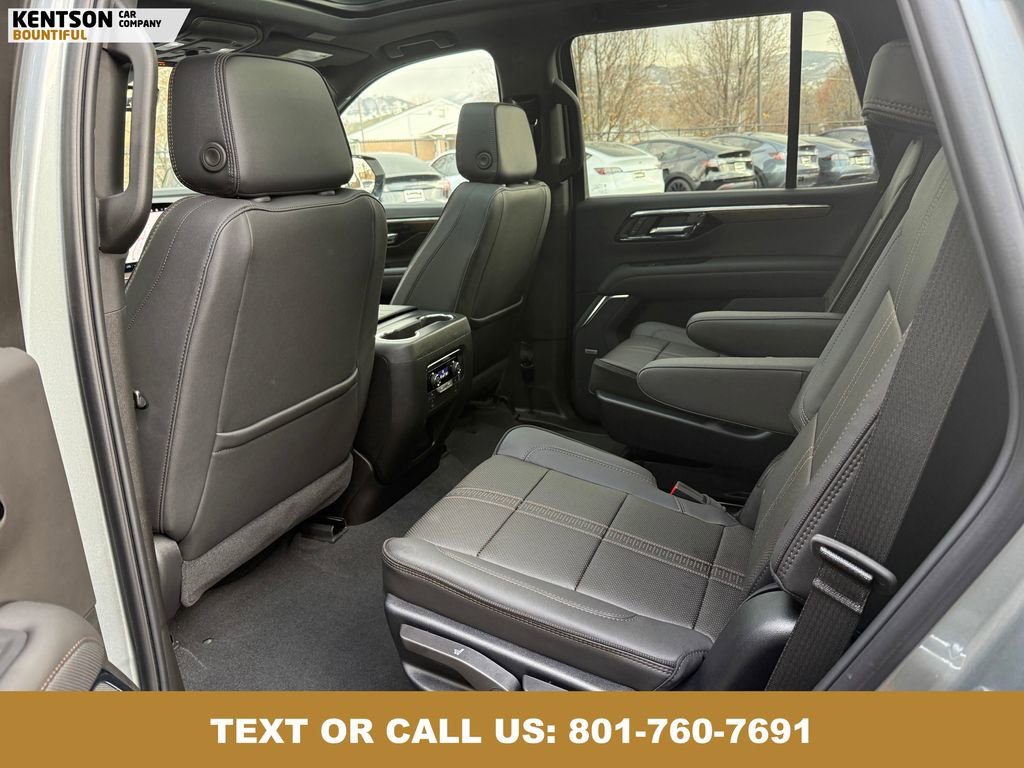 Used 2025 Chevrolet Tahoe High Country image 35