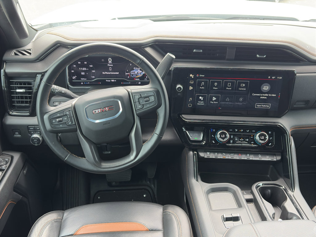 Used 2025 GMC Sierra 2500 AT4 image 11