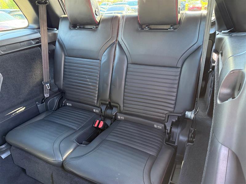 Used 2017 Land Rover Discovery HSE Luxury image 21
