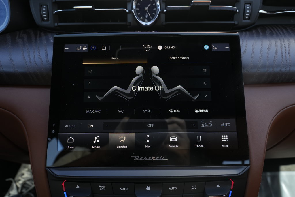 Used 2021 Maserati Quattroporte S Q4 AWD/4WD image 54