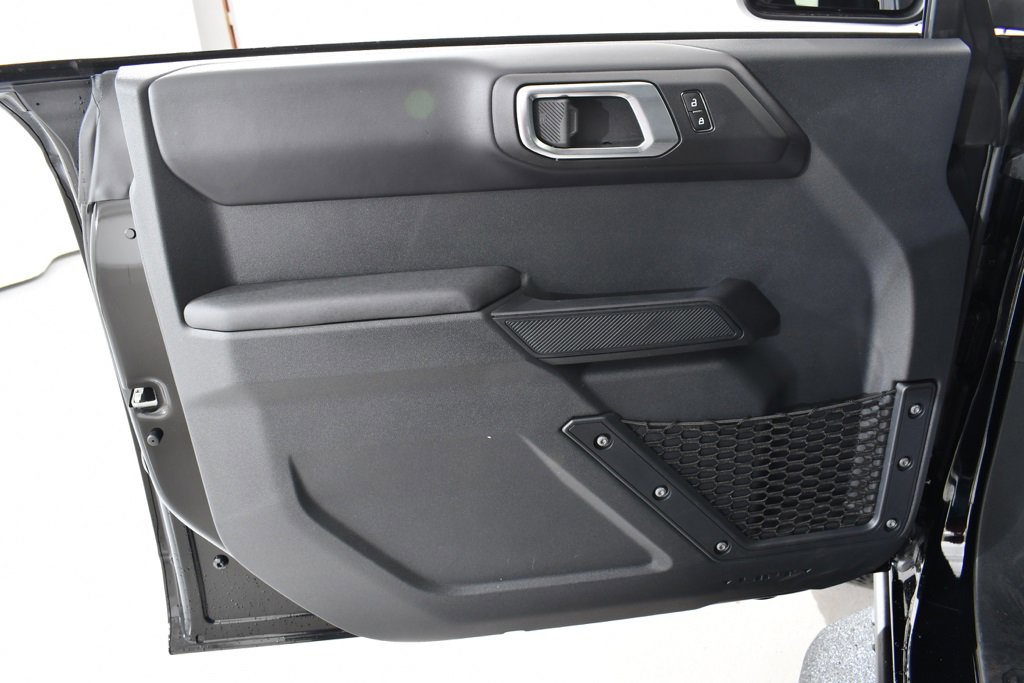 New 2025 Ford Bronco Badlands image 25