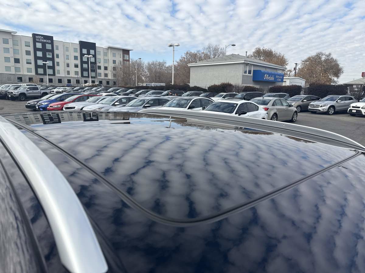 Used 2020 Porsche Cayenne S image 28