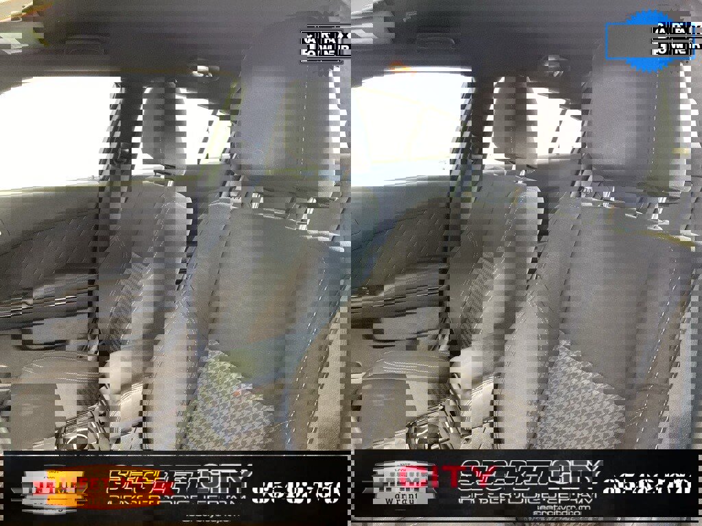 Used 2023 Dodge Charger SXT w/ Blacktop Package image 10