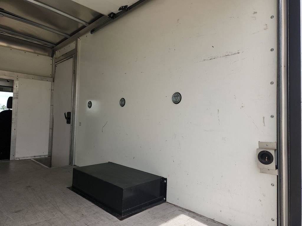 Used 2023 Ford Transit 350 DRW image 15