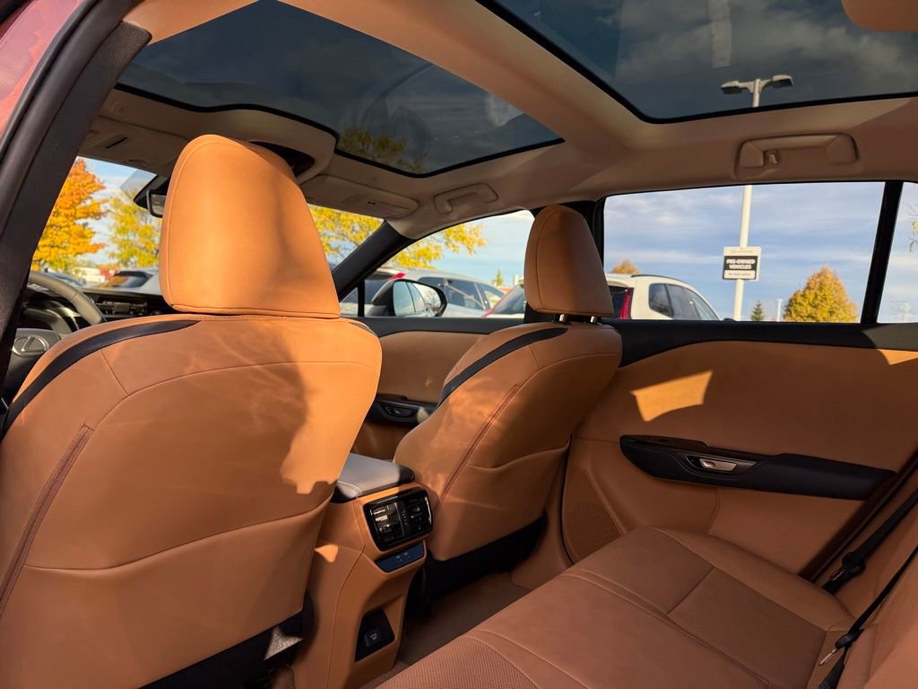 Certified 2025 Lexus RZ 450e image 17