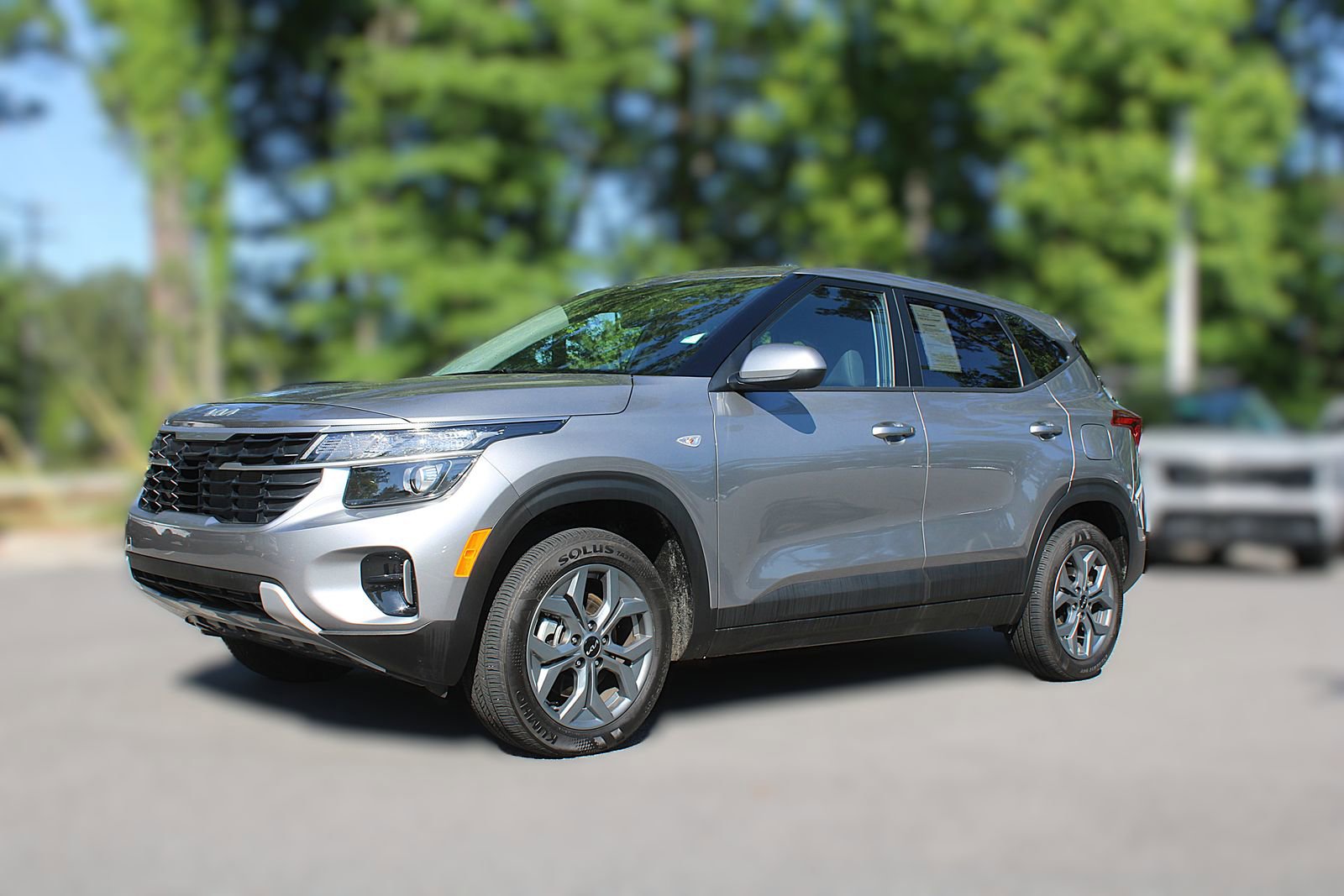 Certified 2026 Kia Seltos LX AWD/4WD image 3