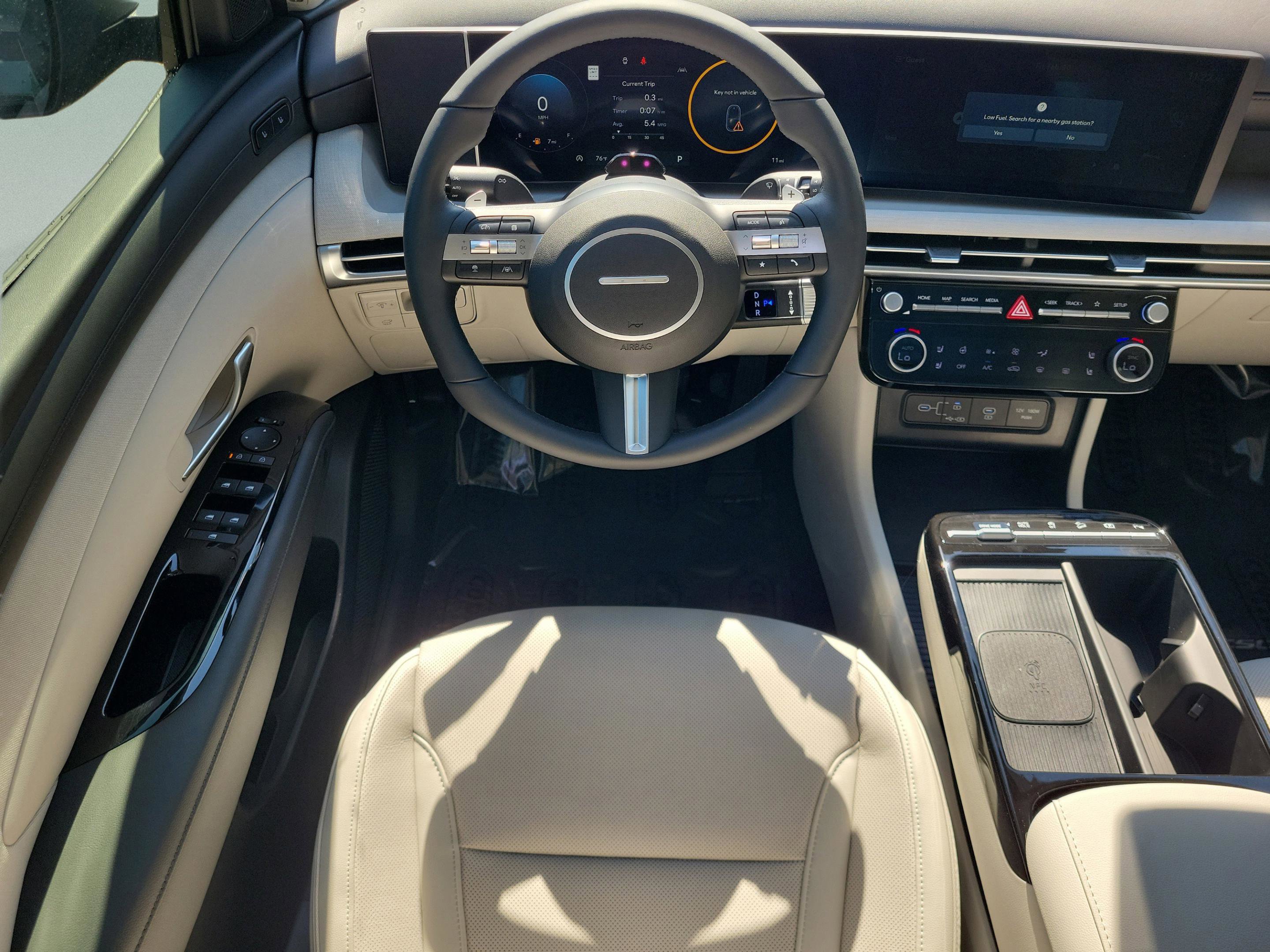 New 2026 Hyundai Tucson Limited image 16