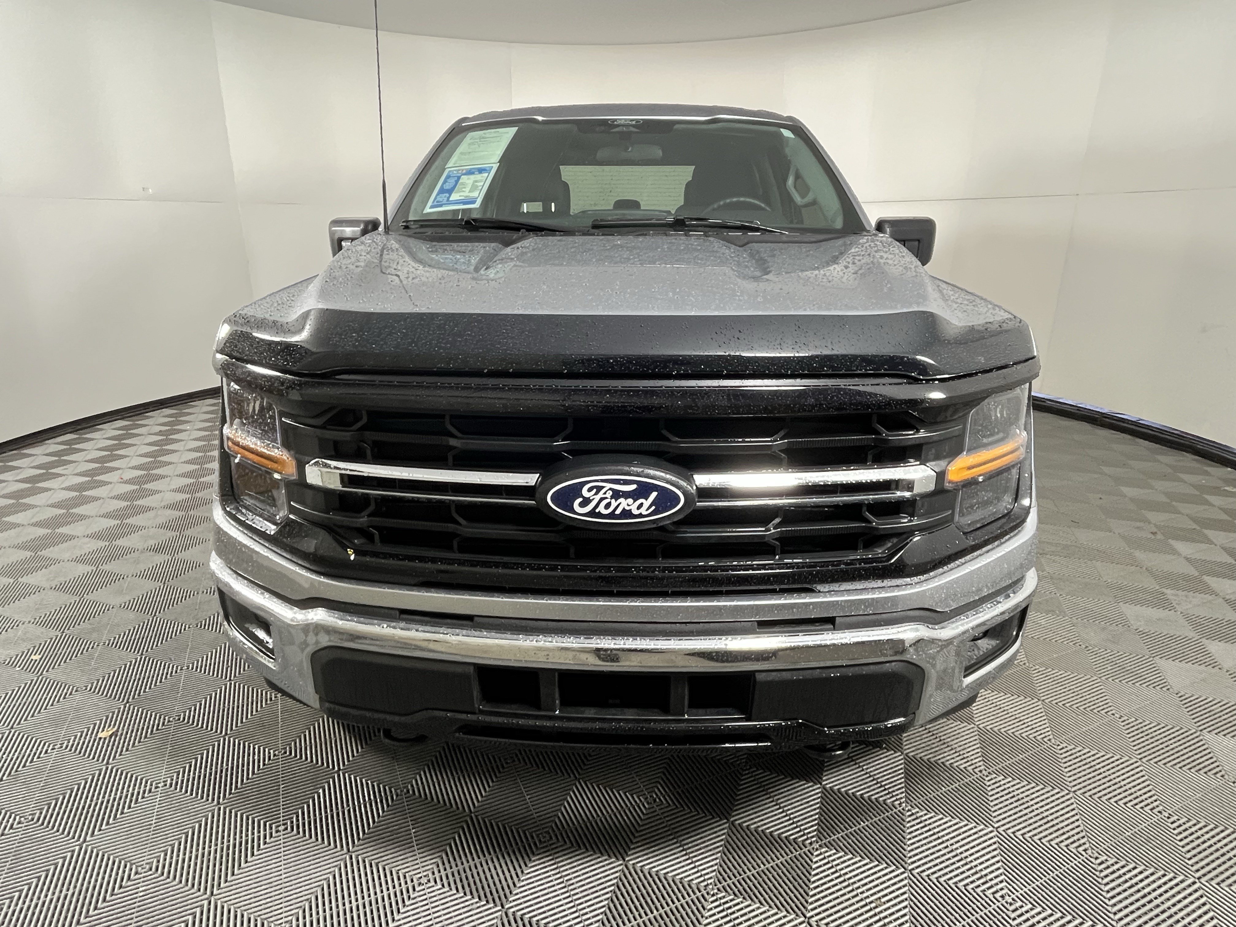 Used 2025 Ford F150 XLT w/ Equipment Group 301A Standard AWD/4WD image 8