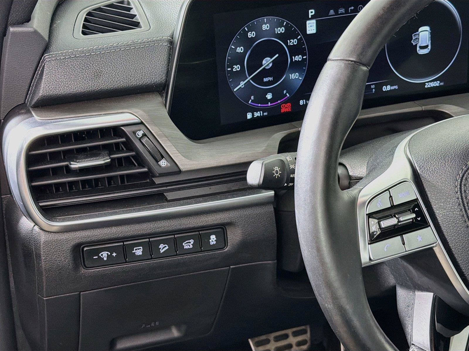 Used 2023 Kia Telluride SX X-Line AWD/4WD image 17