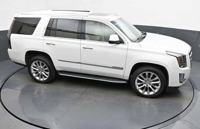 Used 2019 Cadillac Escalade Luxury image 43