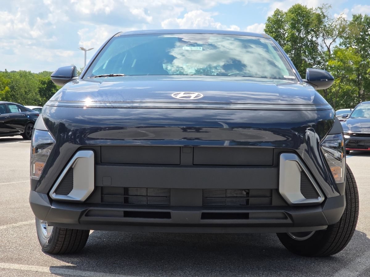 New 2027 Hyundai Kona SE AWD/4WD image 12