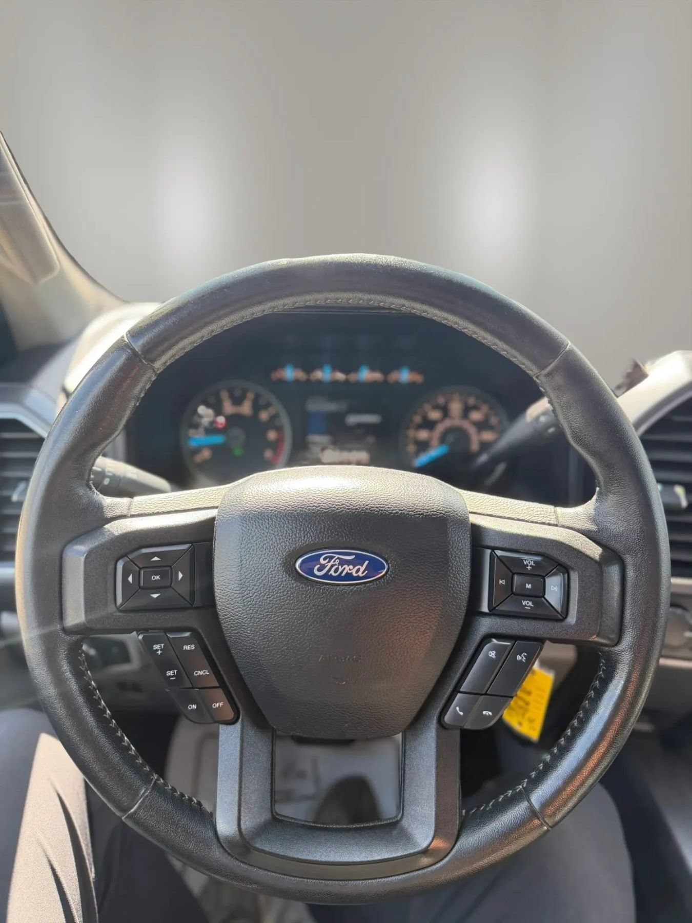 Used 2018 Ford F150 XLT w/ Equipment Group 302A Luxury AWD/4WD image 14
