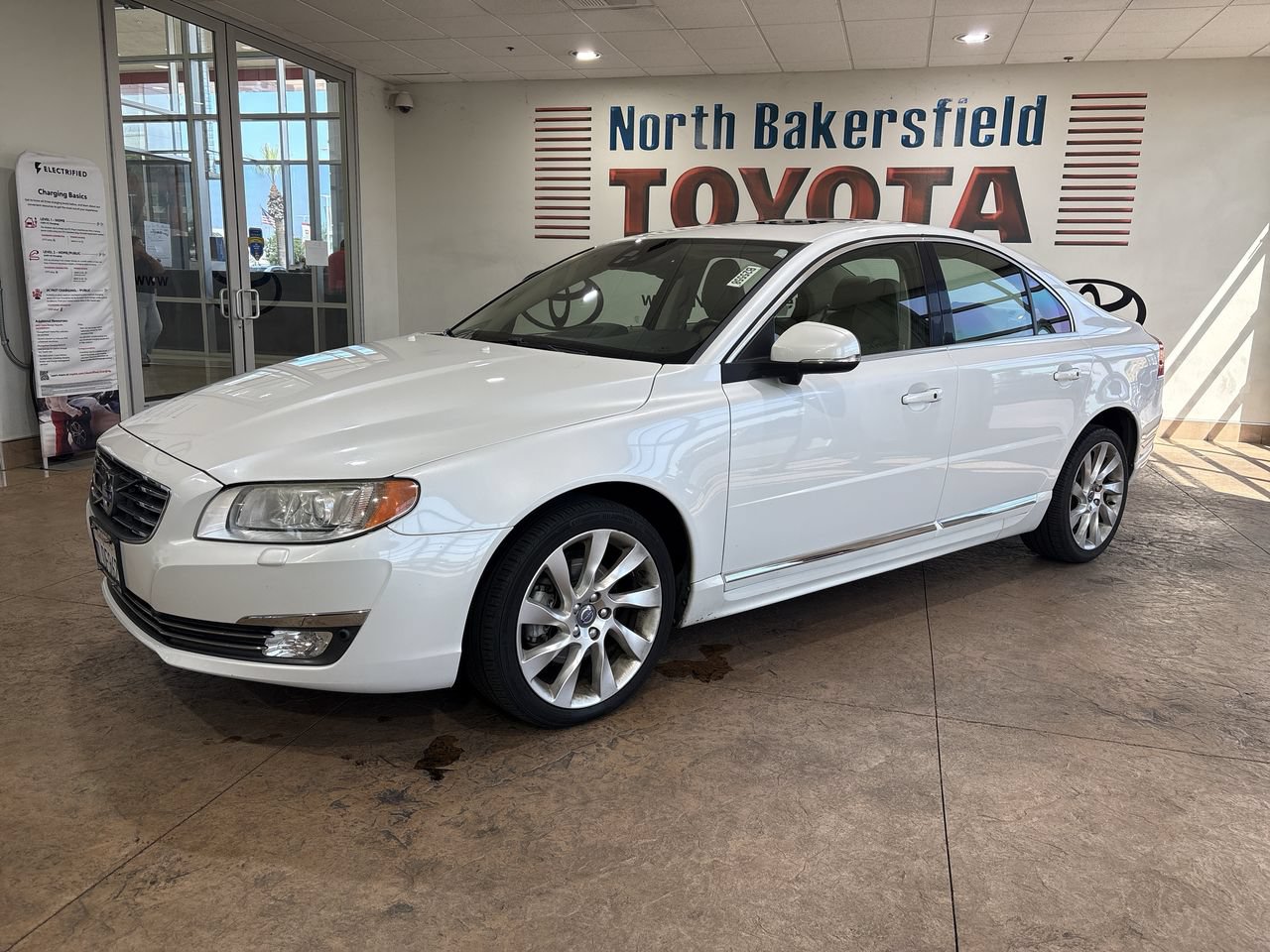 Used 2015 Volvo S80 T6 Platinum AWD/4WD image 1