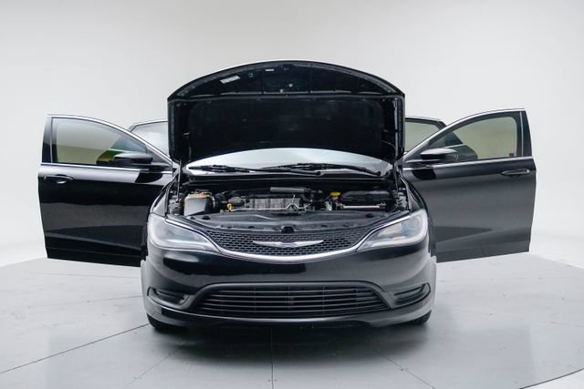 Used 2016 Chrysler 200 LX FWD image 16
