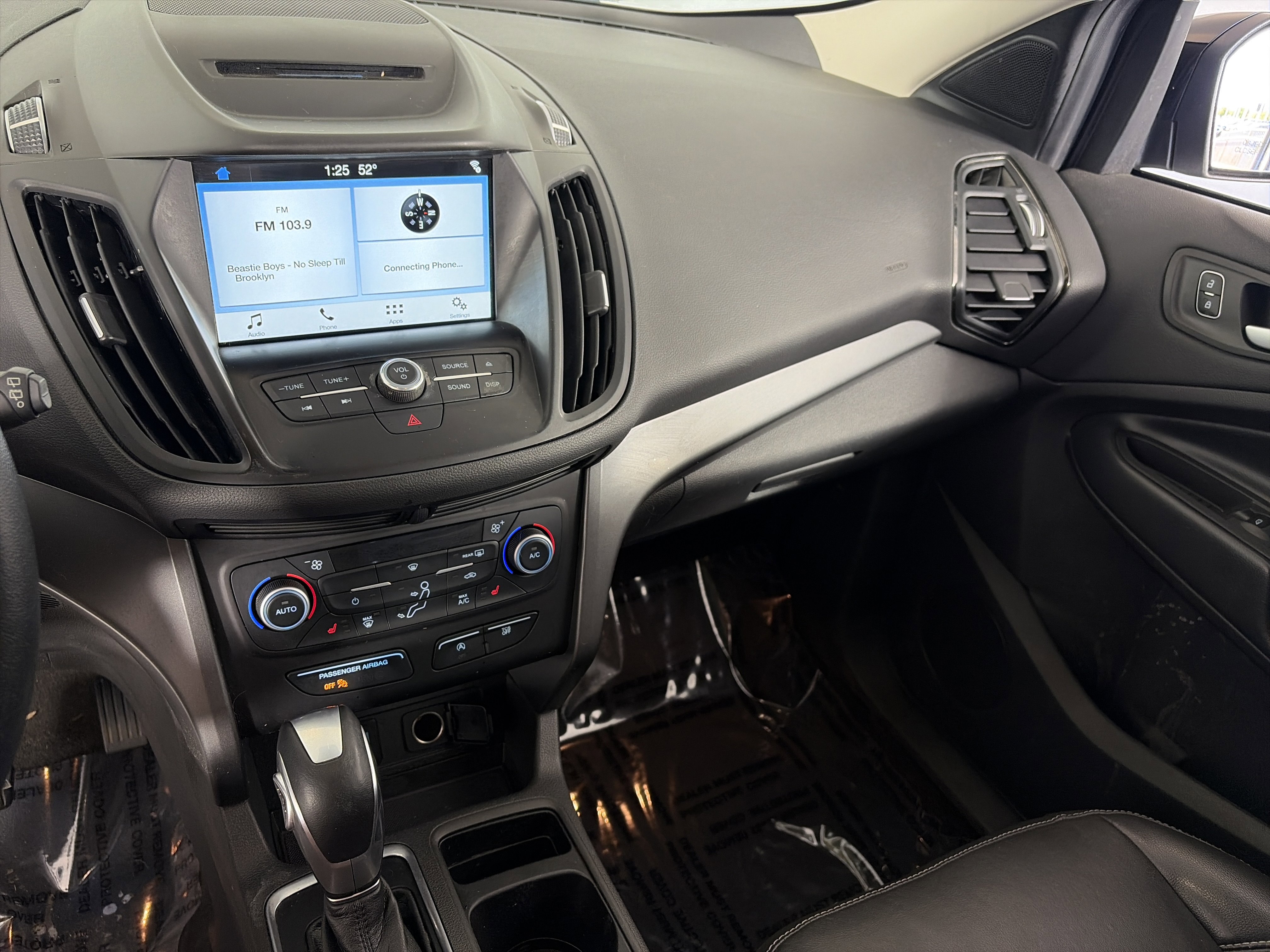 Used 2018 Ford Escape SEL AWD/4WD image 4
