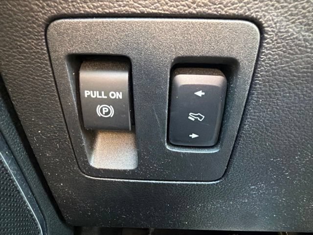 Used 2018 Ford F150 Lariat w/ Equipment Group 502A Luxury AWD/4WD image 29