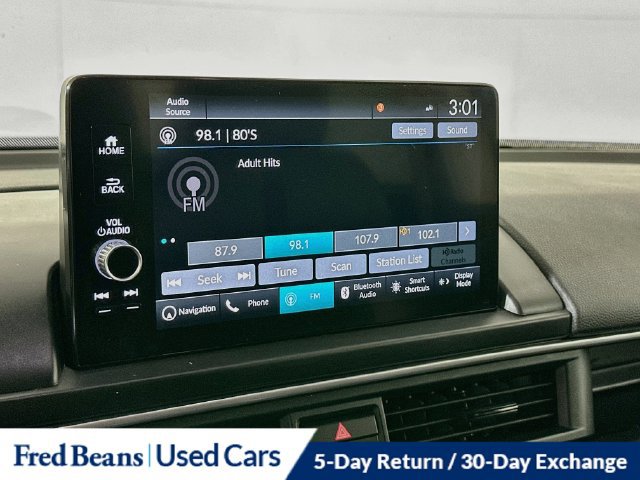 Used 2023 Honda Pilot Touring image 21
