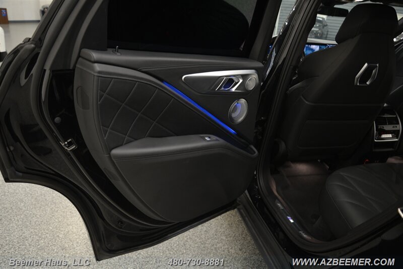 Used 2023 BMW XM AWD/4WD image 41