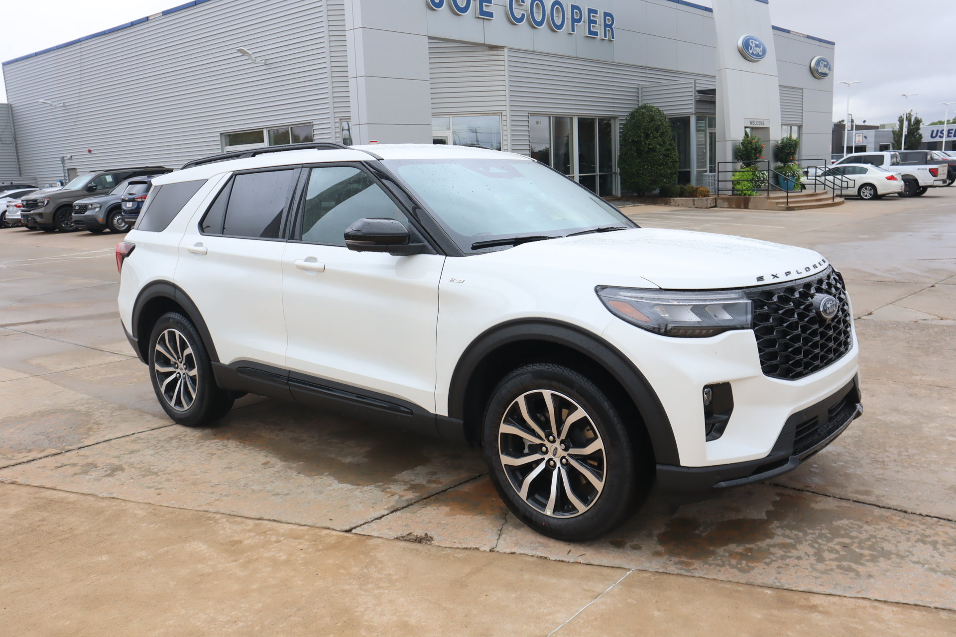 New 2026 Ford Explorer ST-Line