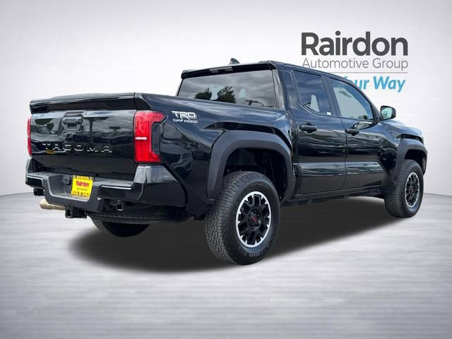 Used 2024 Toyota Tacoma TRD Off-Road AWD/4WD image 7