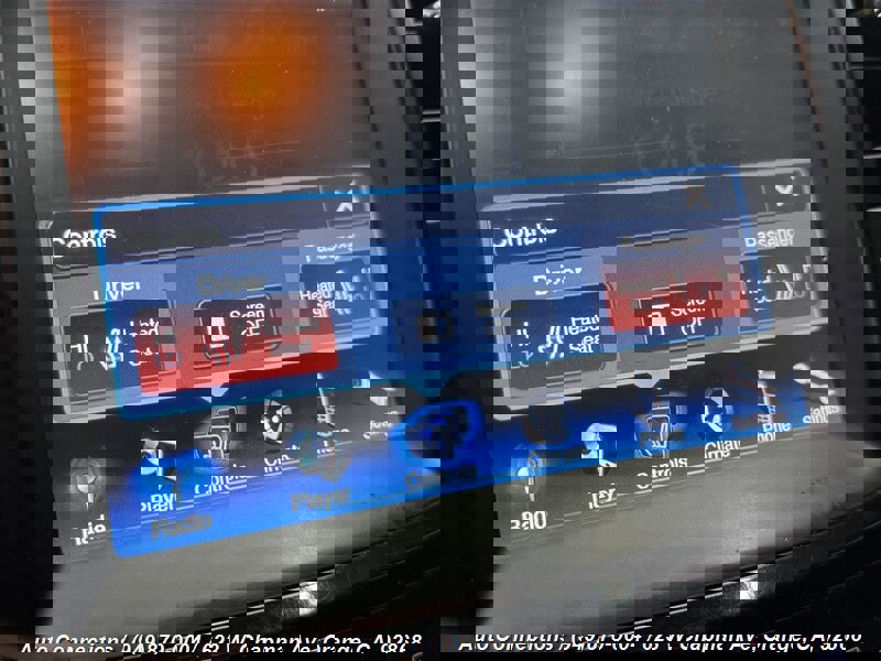 Used 2012 Chrysler 300 S image 17