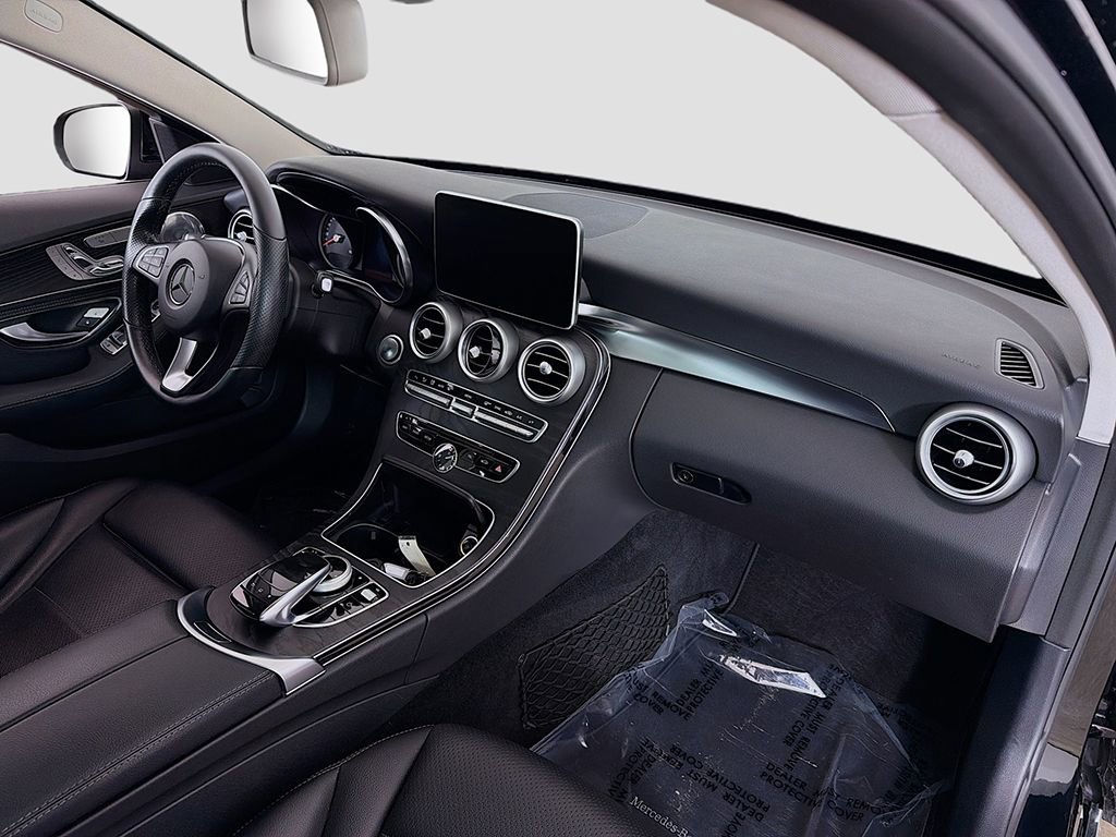 Used 2015 Mercedes-Benz C 300 4MATIC Sedan image 19