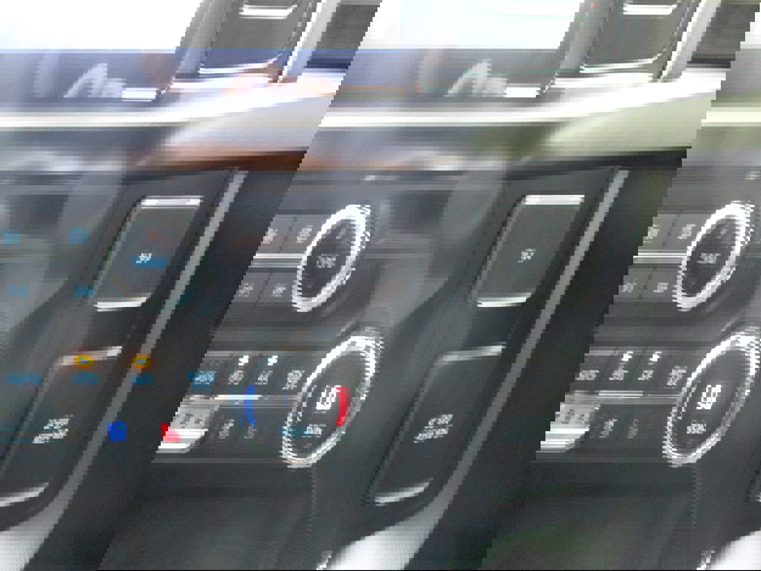 Used 2021 Ford F150 Platinum w/ Equipment Group 701A High image 19