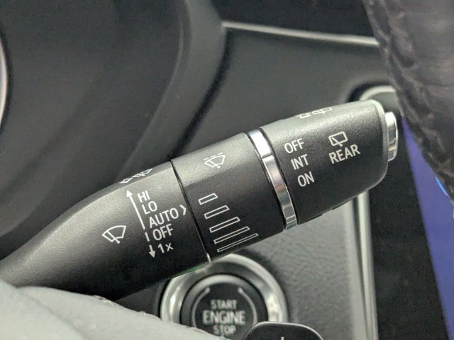 Used 2023 Cadillac XT4 Premium Luxury FWD image 19