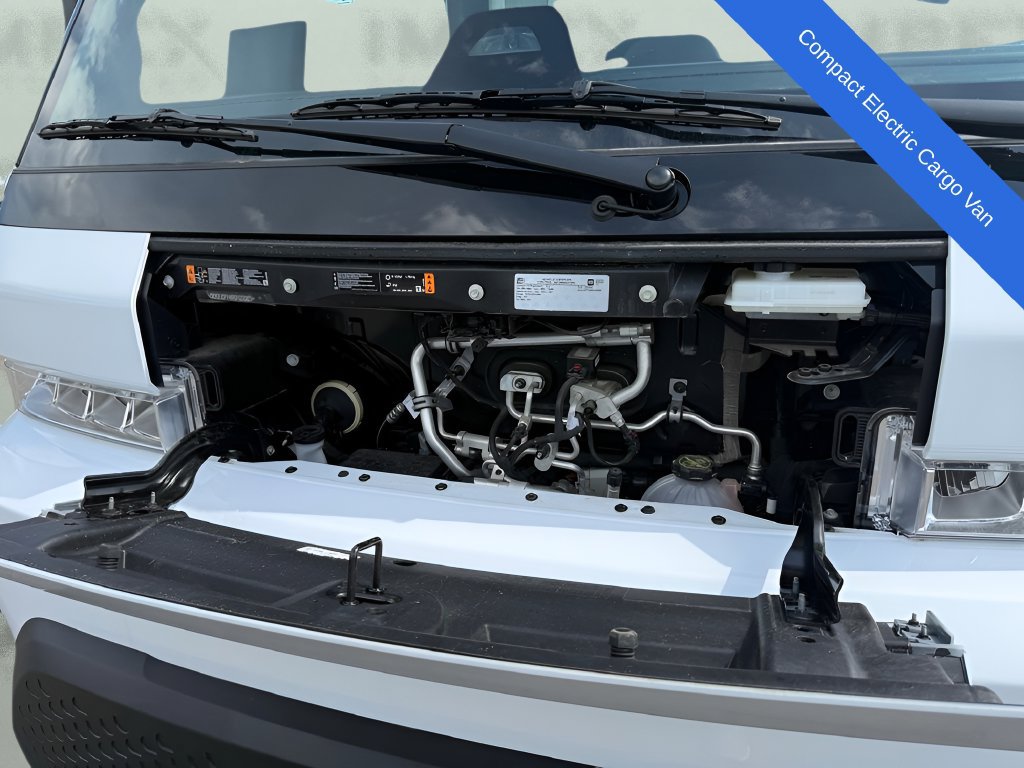 Used 2024 Chevrolet Brightdrop 400 w/ Commercial Equipment Package AWD/4WD image 38