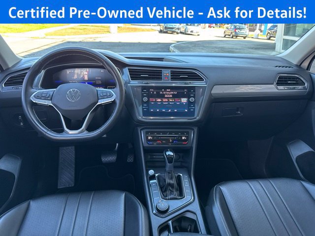Used 2023 Volkswagen Tiguan SE w/ Panoramic Sunroof Package AWD/4WD image 5