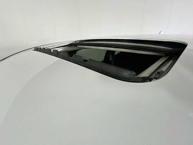 Used 2023 Honda CR-V EX image 9