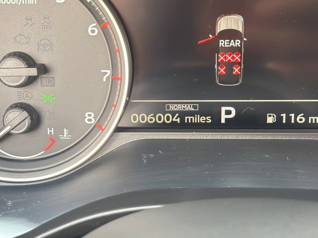 Used 2025 Mitsubishi Outlander SE FWD image 19