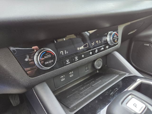 Used 2025 Mitsubishi Outlander SE AWD/4WD image 31