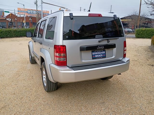 Used 2012 Jeep Liberty Sport image 10