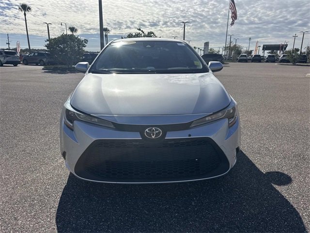 Used 2022 Toyota Corolla LE image 9