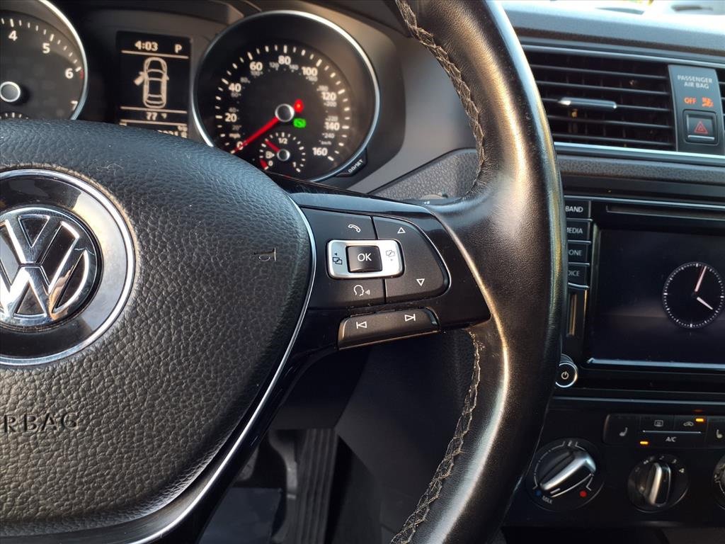 Used 2017 Volkswagen Jetta SE image 18