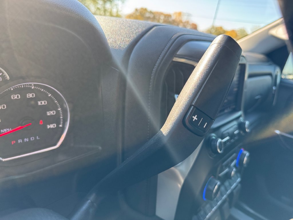 Used 2019 Chevrolet Silverado 1500 LT Trail Boss AWD/4WD image 30
