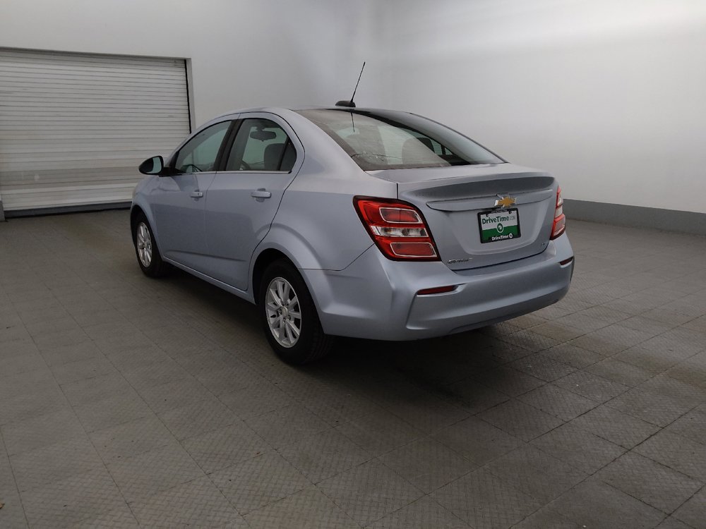 Used 2017 Chevrolet Sonic LT FWD image 5