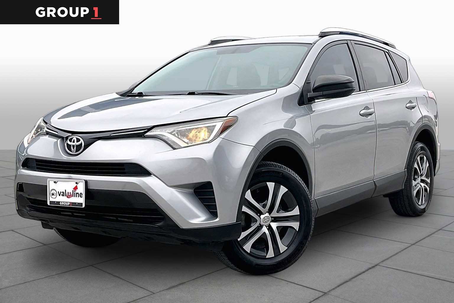 Used 2016 Toyota RAV4 LE FWD image 1
