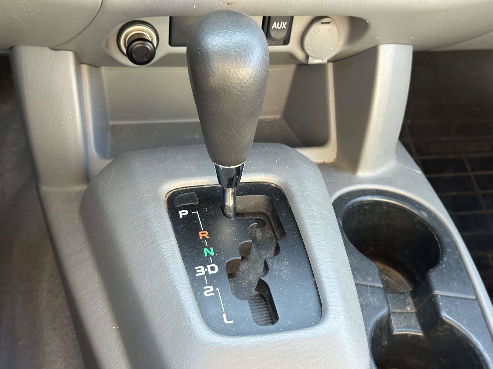Used 2011 Toyota Tacoma 2WD Regular Cab image 10