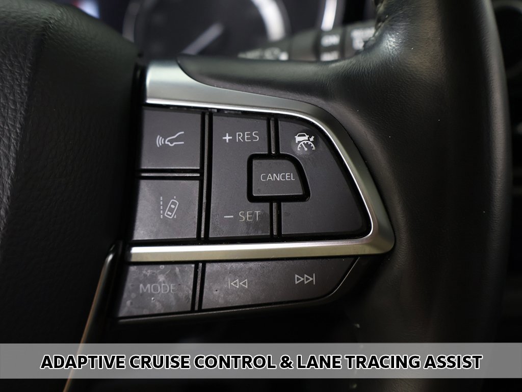 Used 2020 Toyota Highlander Limited image 6